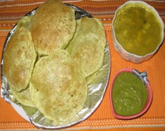 Matar ki Poori and Aloo Sabji